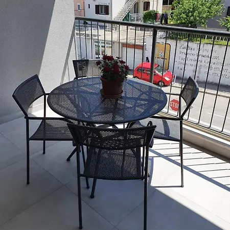 Appartement Ijspalato Split